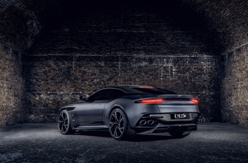  Aston Martin подготовил две модели в исполнении 007 Edition 