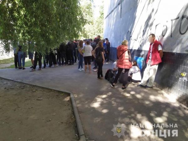 Харківська поліція забезпечує правопорядок біля Київського районного суду 