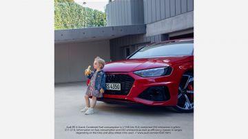 Реклама Audi з дівчинкою і бананом обурила соцмережі. Фото