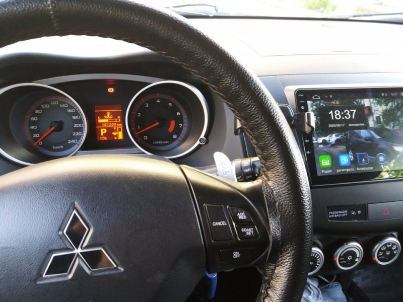 Стук сзади завершение — Mitsubishi Outlander XL, 2.4 л., 2008 года на DRIVE2