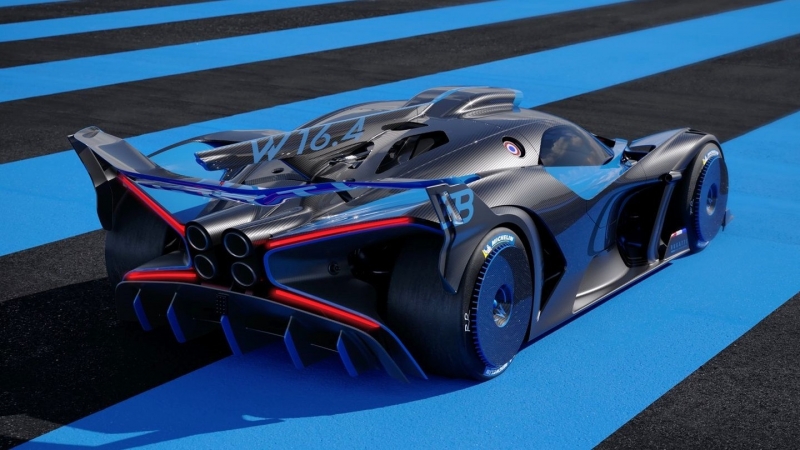 Bugatti представила трековий суперкар Bolide