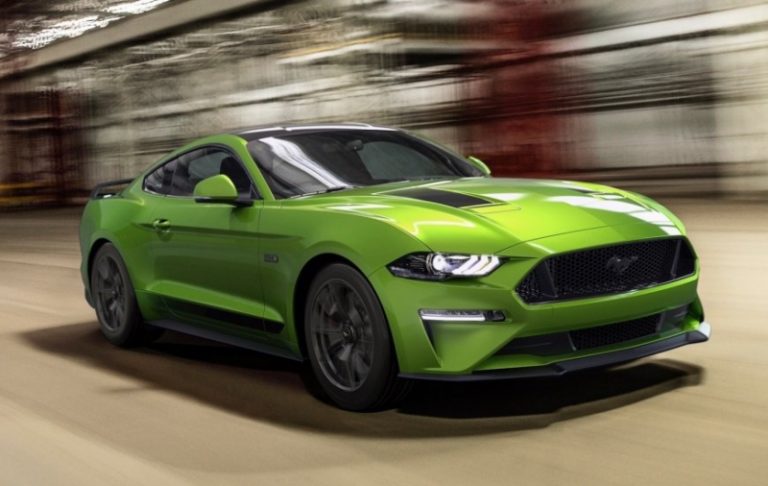 Ford Mustang не отримає 7,3-літровий атмосферний силовий агрегат V8