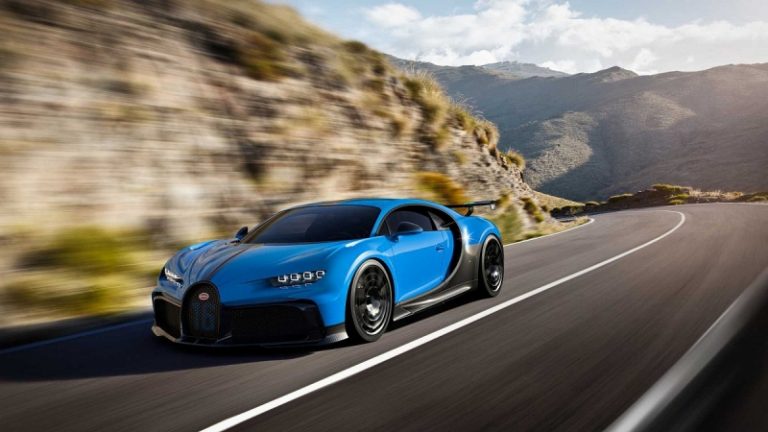 Став відомий витрата пального гіперкара Bugatti Chiron Pur Sport