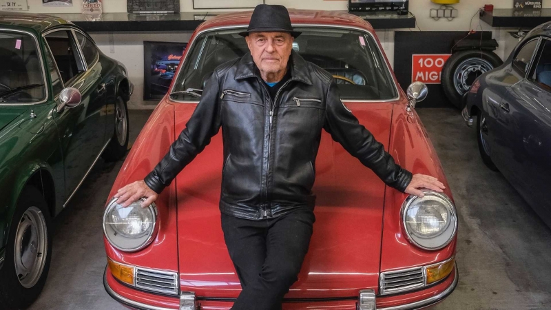 80-річний колекціонер купив свій 80-й Porsche