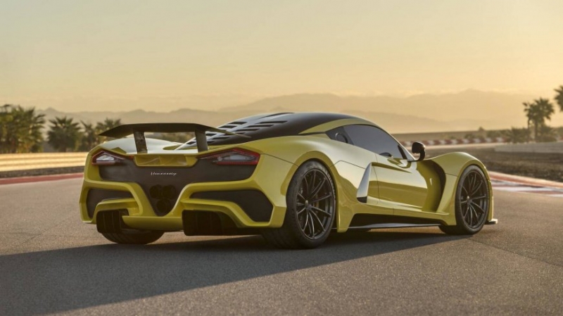 Hennessey представил очередной тизер собственного гиперкара Venom F5 