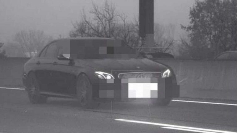 В Німеччині на автобані водій Mercedes втричі перевищив дозволену швидкість – йому загрожує тюрма
