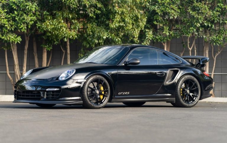 На продаж виставили незвичайний Porsche 911