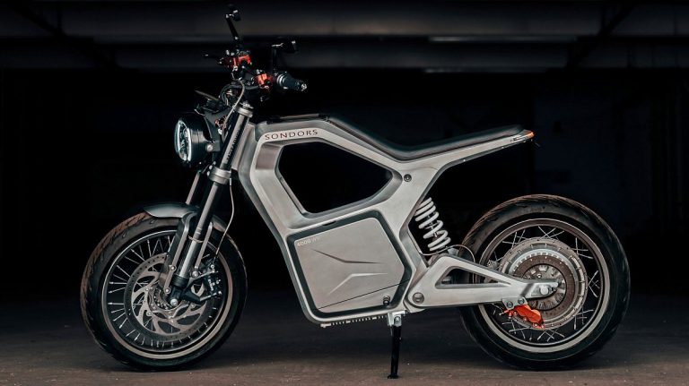 В США представили далекобійний електричний мотоцикл