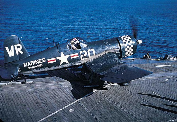 F4U «Корсар»: мощный истребитель Второй мировой войны, который не выдерживали крылья