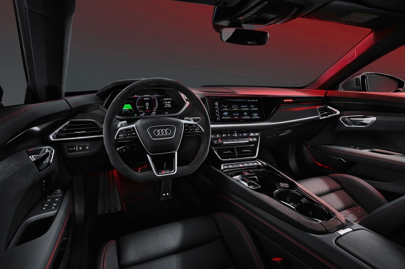 Електричний автомобіль Audi E-tron GT - салон
