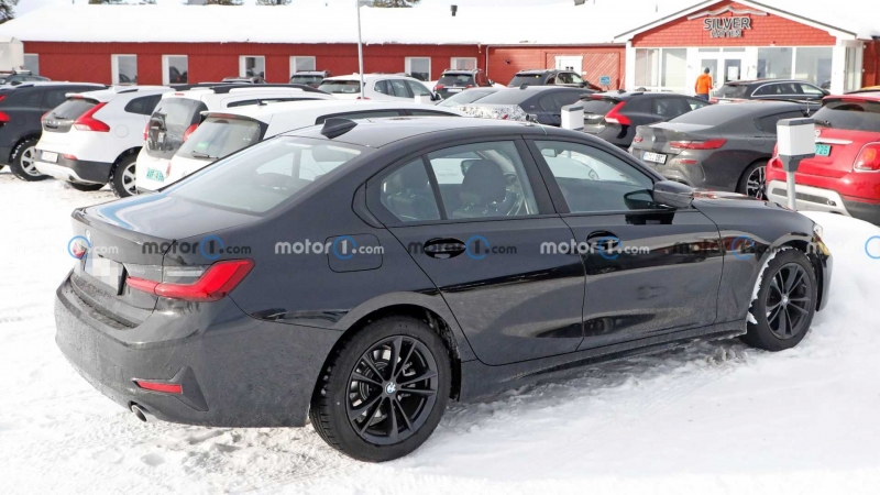 Обновленный BMW 3-й серии заметили на тестах
