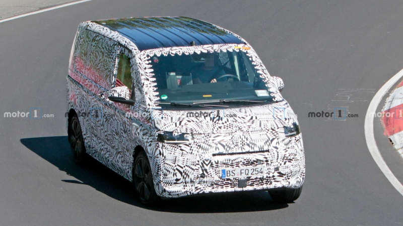 Volkswagen рассказал, когда покажет новые Transporter и Amarok