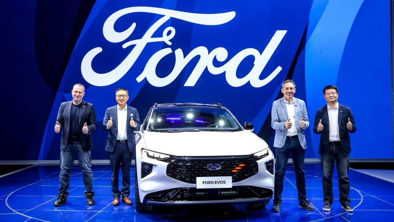 Новое кросс-купе Ford заметили на тестах в Германии (13 фото)