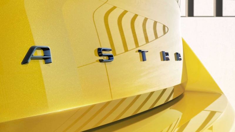 Opel частично раскрыл Astra нового поколения