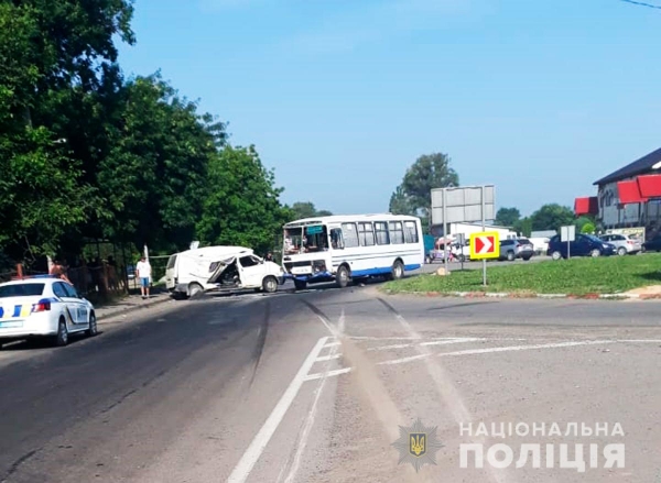 Поліцейські Чернівецької області затримали нетверезого водія, причетного до ДТП з двома потерпілими на Буковині