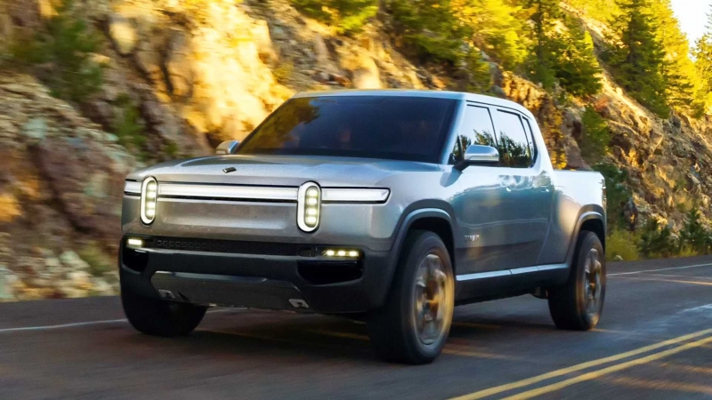 Внедорожники Rivian защитили от сыпучих грунтов