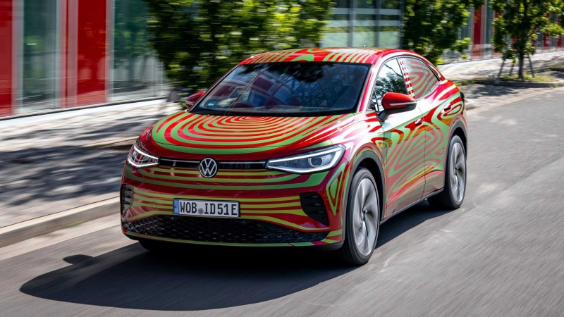 Volkswagen представил ID.5 GTX, но пока только в красочной пленке