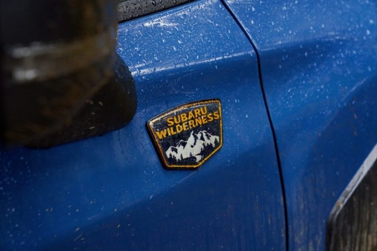 Вперед по бездоріжжю: Subaru дражнить новим тизером Forester Wilderness. Відео