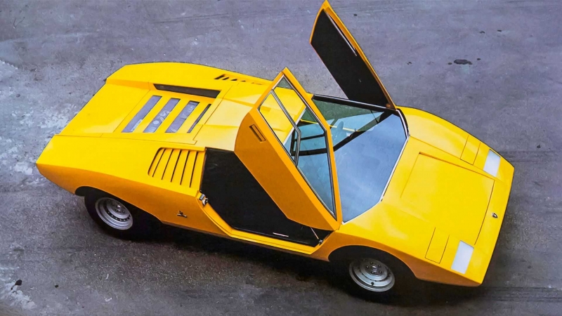 Lamborghini вернет к жизни самый первый экземпляр Countach
