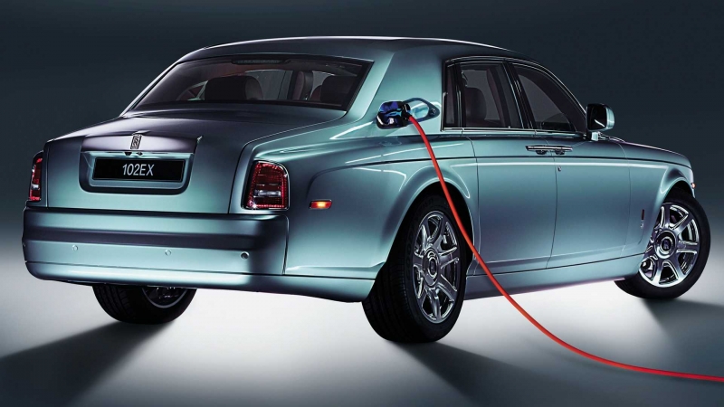 Rolls-Royce вспомнил о прошлом, анонсируя электромобиль