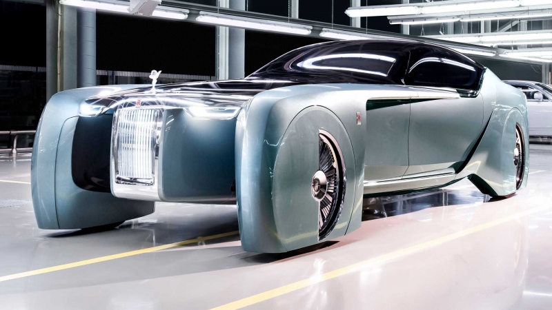Rolls-Royce вспомнил о прошлом, анонсируя электромобиль