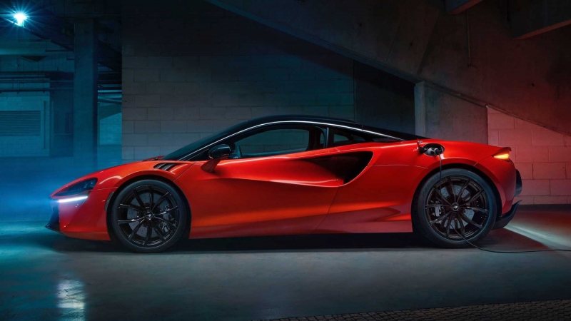 Имена будущих суперкаров McLaren раскрыли в патентных заявках