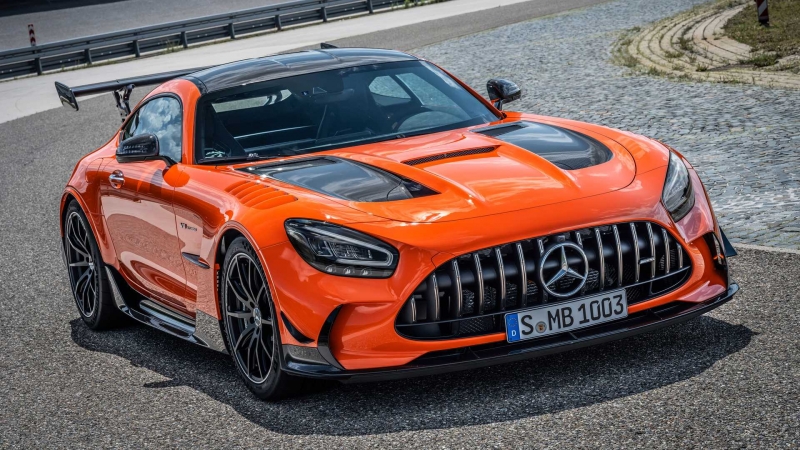 Купе и родстер Mercedes-AMG GT исчезнут уже в этом году