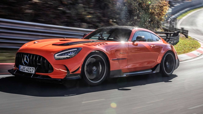 Купе и родстер Mercedes-AMG GT исчезнут уже в этом году