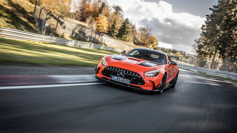 Купе и родстер Mercedes-AMG GT исчезнут уже в этом году