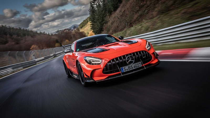 Купе и родстер Mercedes-AMG GT исчезнут уже в этом году