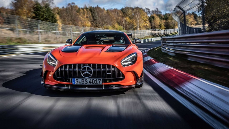 Купе и родстер Mercedes-AMG GT исчезнут уже в этом году