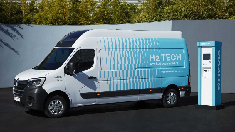 Renault показала водородный фургон Master и заправки для него