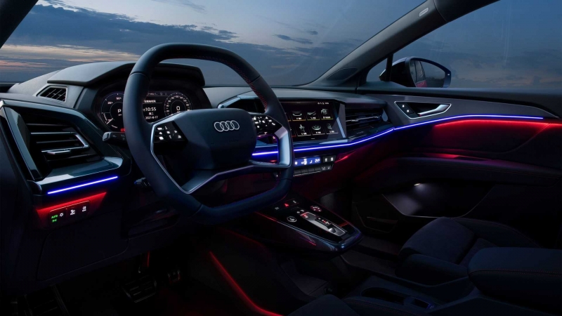 Audi полностью рассекретила трехрядный Q5 e-tron