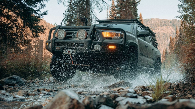 Toyota показала на SEMA Show доработанные Tacoma и Tundra