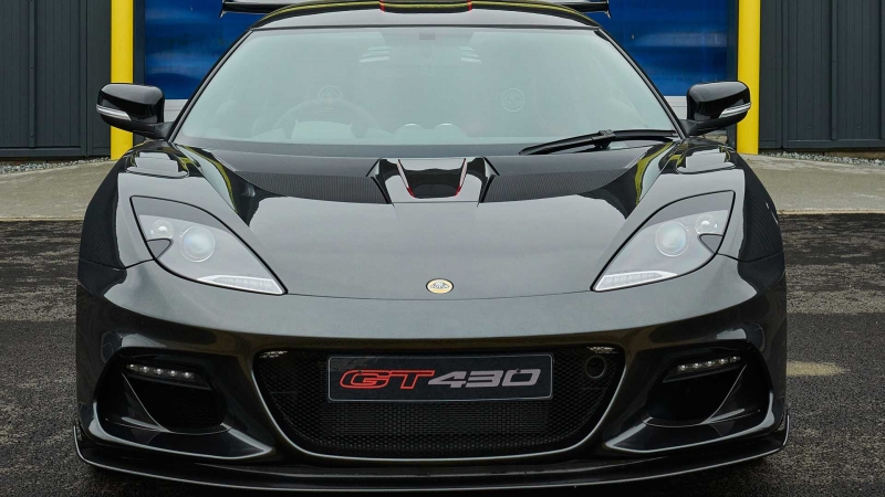 Lotus снял с производства сразу 3 спорткара