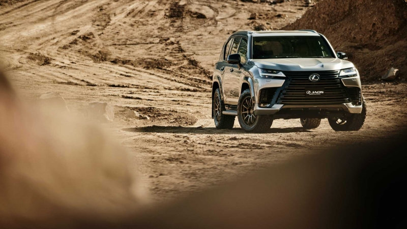 Уникальный Lexus LX Offroad покажут на автосалоне в Токио