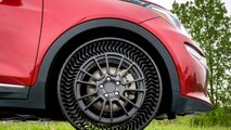 Chevy Bolt нового поколения обуют в безвоздушные шины Michelin