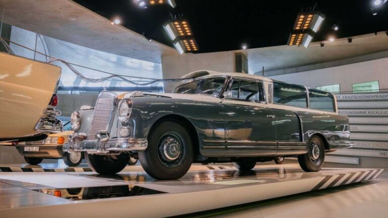 Унікальний Mercedes-Benz Adenauer в кузові універсал