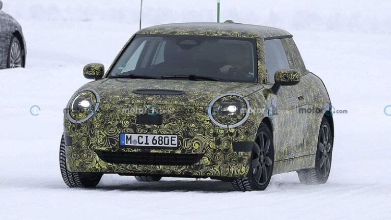 Наступник Mini Cooper SE стане компактнішим і легшим