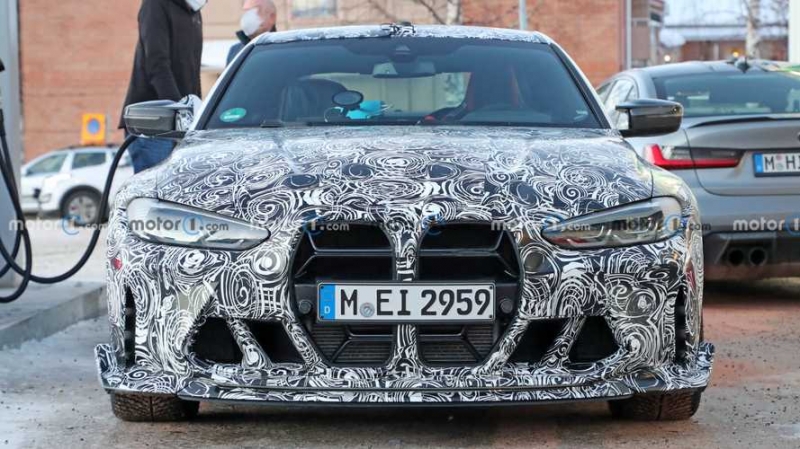Раскрыты сроки премьеры спорткара BMW M4 CSL
