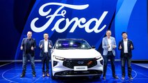 Ford представил Taurus нового поколения