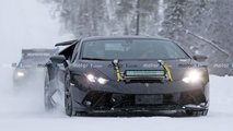 Lamborghini назвала дату и время дебюта новой версии Huracan