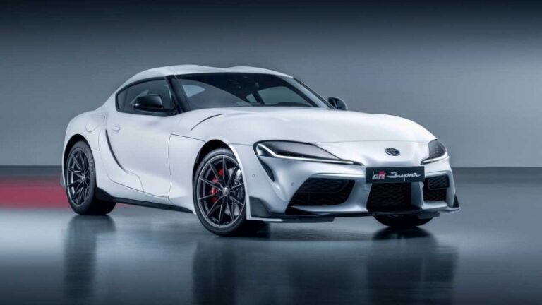 Toyota GR Supra отримала механіку та полегшену спецверсію