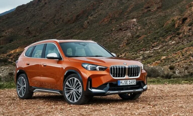 BMW презентувала компактний кросовер X1