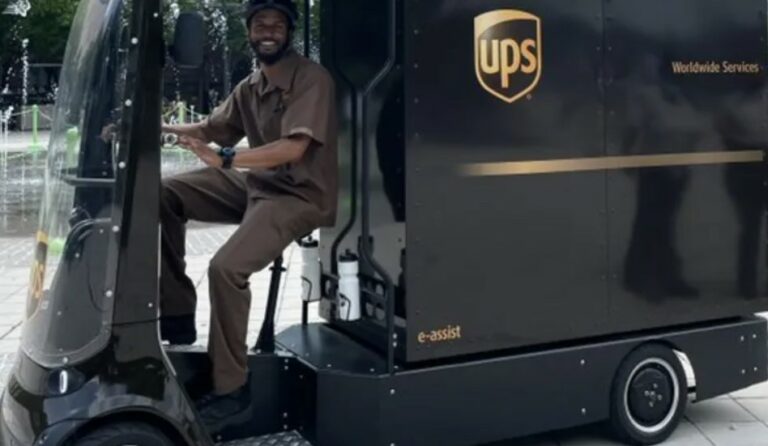 UPS запустила тести вантажних електроскутерів Fernhay eQuad