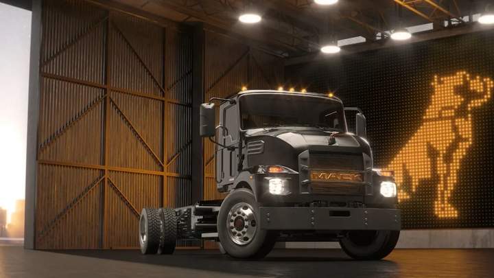 Mack Trucks випускає першу власну електричну вантажівку