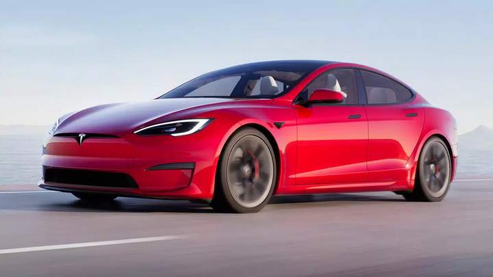Tesla виявилась однією з найдорожчих марок у кузовному ремонті