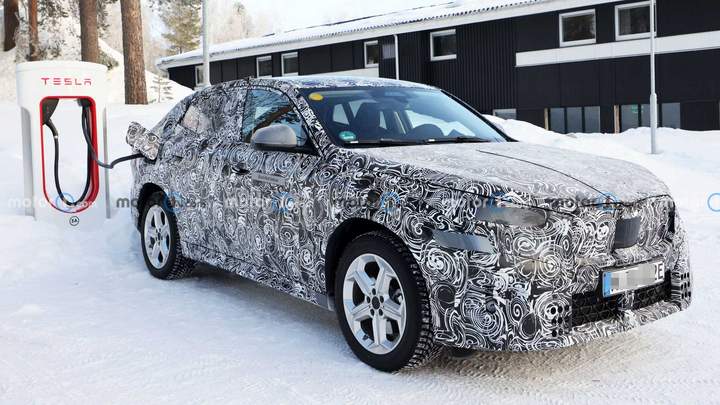 Виробництво BMW iX2 розпочнеться наприкінці 2023 року