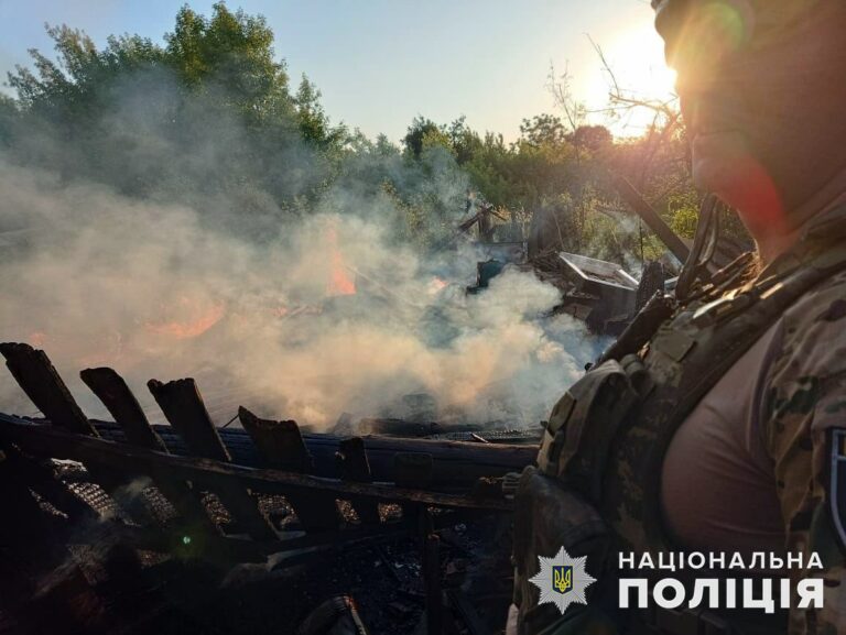 Вбито людину, 5 поранених: поліція Донеччини фіксує наслідки російських обстрілів
