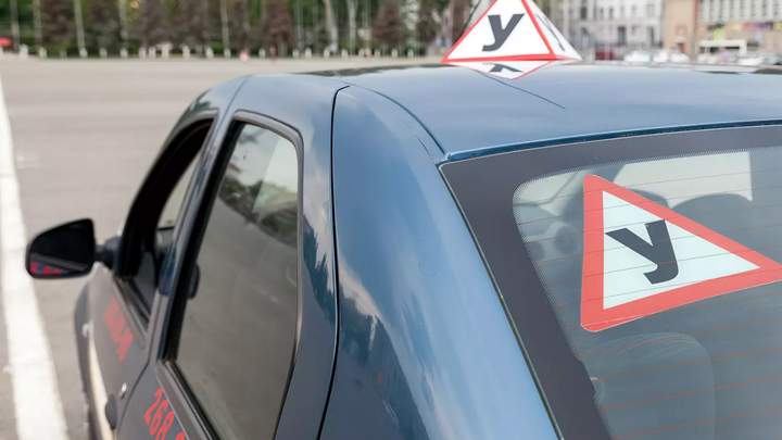 Нова система складання іспитів для водіїв продовжить діяти в чотирьох областях